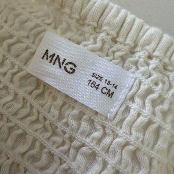 Ivory Dress with Lace Details- - Picture 6 of 7